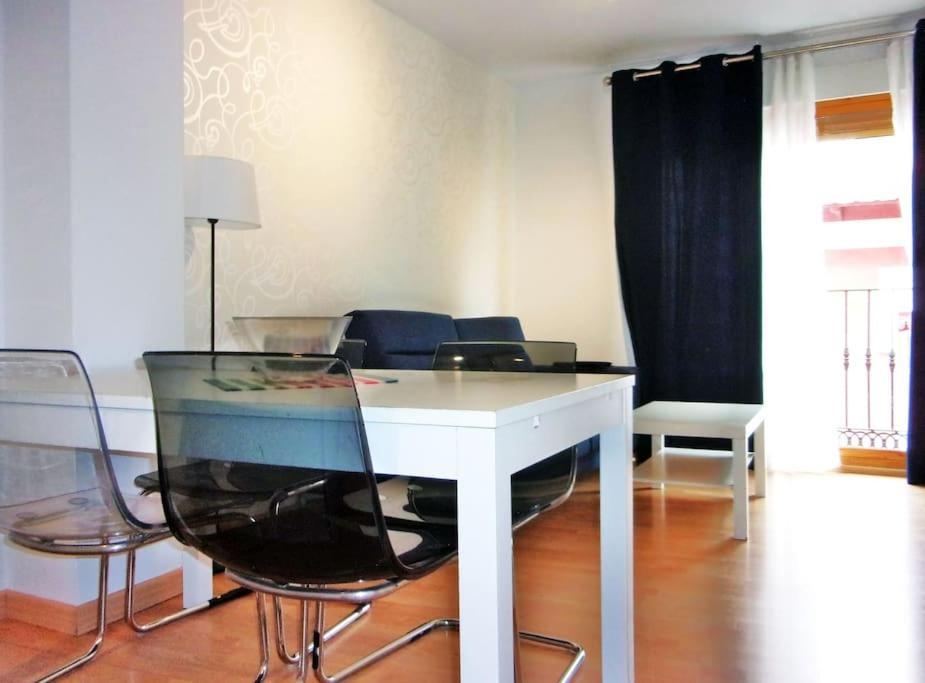 אליקאנטה Beautiful Apartment In Calle Mayor מראה חיצוני תמונה